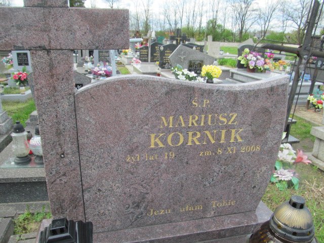 Mariusz Kornik Biłgoraj - Grobonet - Wyszukiwarka osób pochowanych